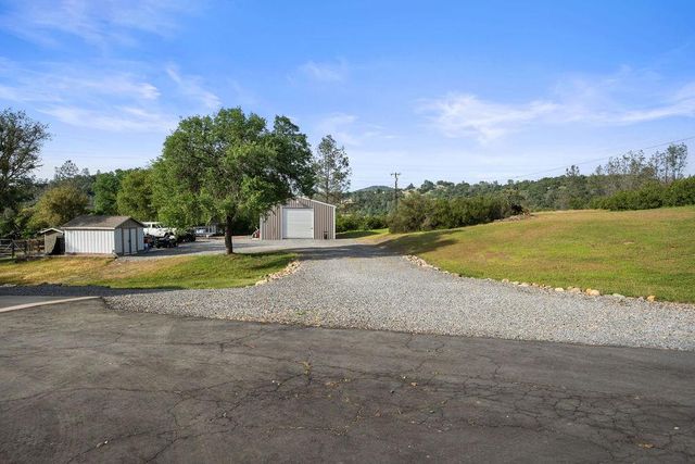 2070 Mulberry Ln, Placerville, CA 95667