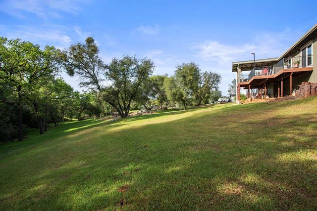 2070 Mulberry Ln, Placerville, CA 95667