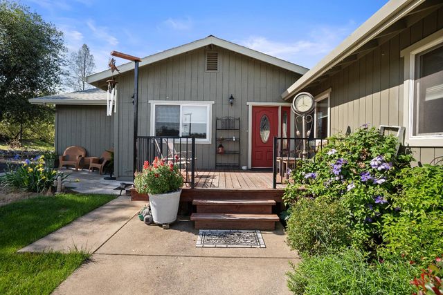 2070 Mulberry Ln, Placerville, CA 95667