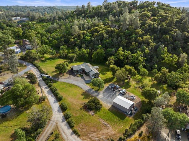 2070 Mulberry Ln, Placerville, CA 95667