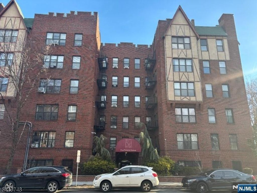 5 Pomona Avenue 1401, Newark, NJ 07112