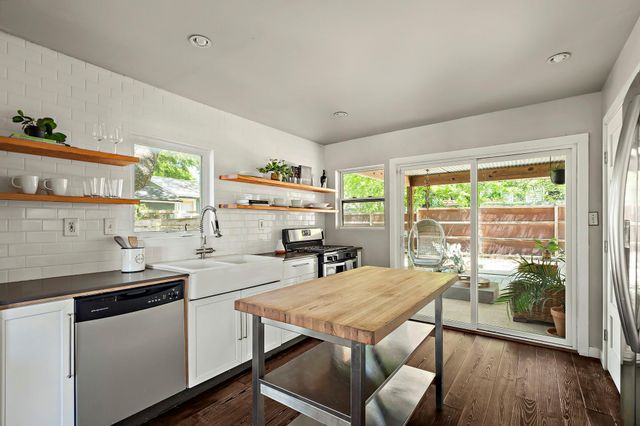 1211 Alexander Ave, Austin, TX 78702