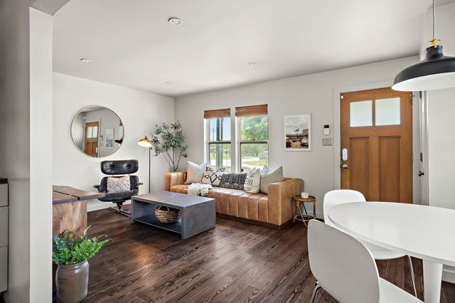 1211 Alexander Ave, Austin, TX 78702