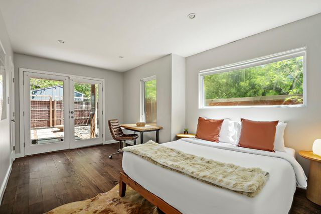 1211 Alexander Ave, Austin, TX 78702