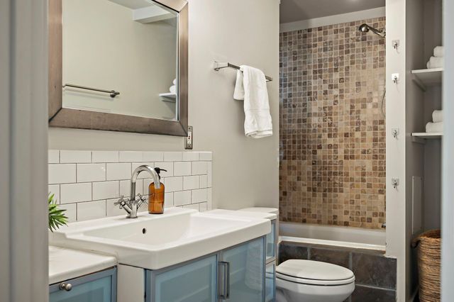 1211 Alexander Ave, Austin, TX 78702