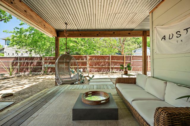 1211 Alexander Ave, Austin, TX 78702