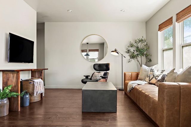 1211 Alexander Ave, Austin, TX 78702