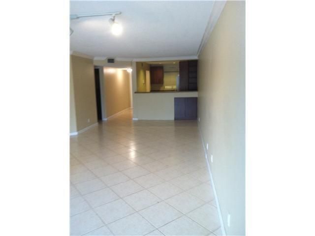 3029 Riverside Drive 215, Coral Springs, FL 33065