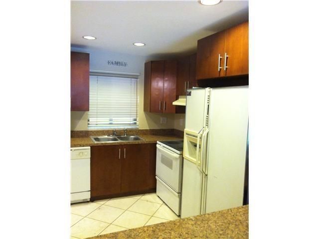 3029 Riverside Drive 215, Coral Springs, FL 33065