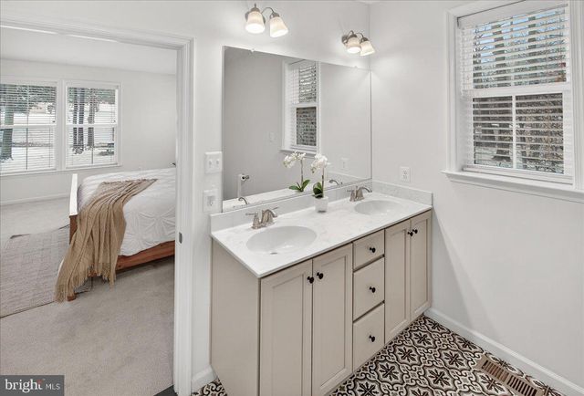 7792 OLD RECEIVER RD, Frederick, MD 21702