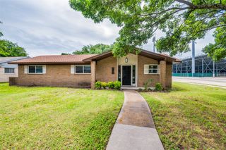 100 High School Drive, Waxahachie, TX 75165