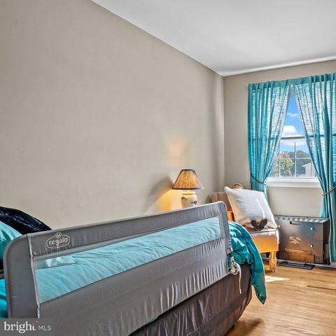 11992 LOCKART RD, Philadelphia, PA 19116
