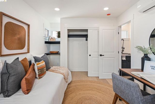 846 846 Adams St, Albany, CA 94706