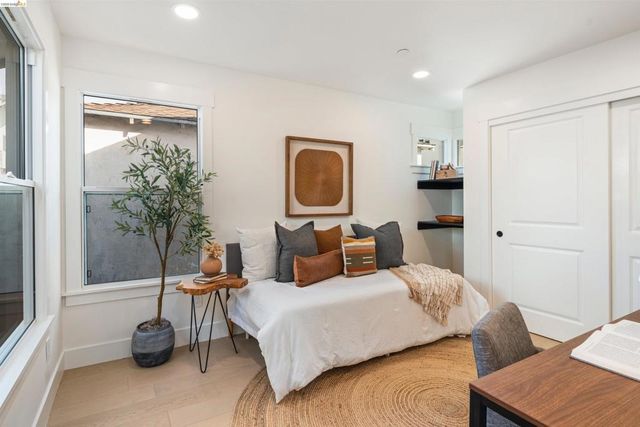 846 846 Adams St, Albany, CA 94706