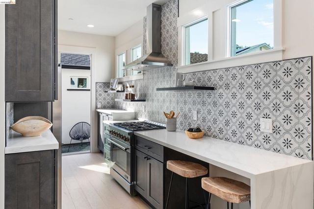 846 846 Adams St, Albany, CA 94706