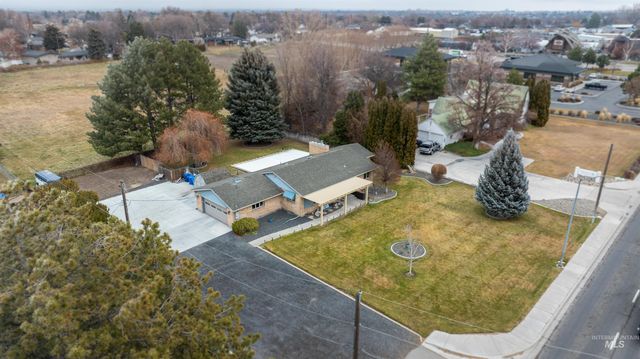 2111 Addison Ave E, Twin Falls, ID 83301