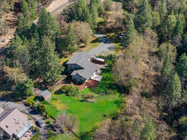 697 E Intervale Road, Grants Pass, OR 97527