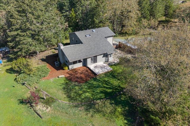 697 E Intervale Road, Grants Pass, OR 97527