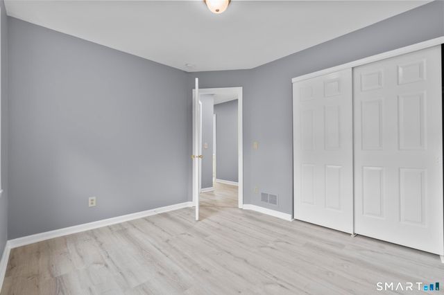 63 Oakcrest Circle, Waterbury, CT 06708