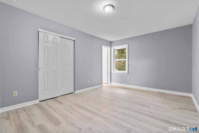 63 Oakcrest Circle, Waterbury, CT 06708