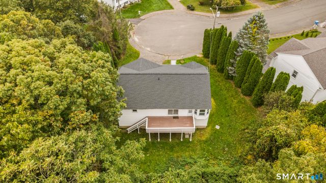 63 Oakcrest Circle, Waterbury, CT 06708