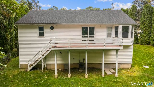63 Oakcrest Circle, Waterbury, CT 06708