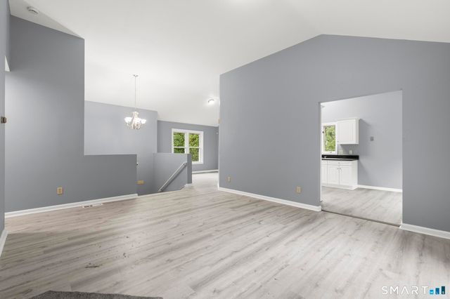 63 Oakcrest Circle, Waterbury, CT 06708