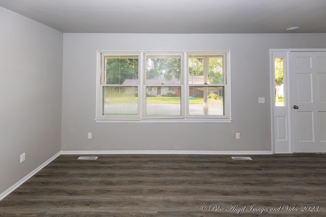 1028 Armstrong Street, West Plains, MO 65775