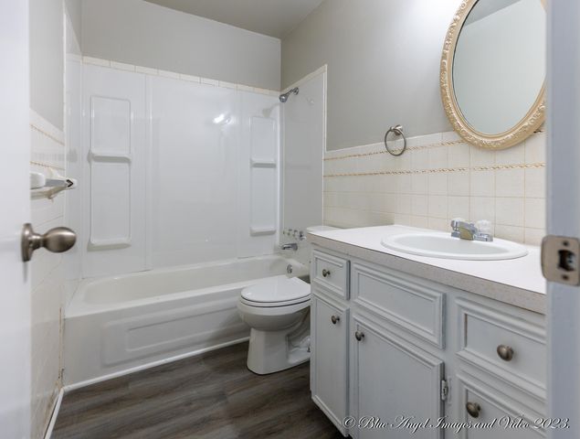 1028 Armstrong Street, West Plains, MO 65775