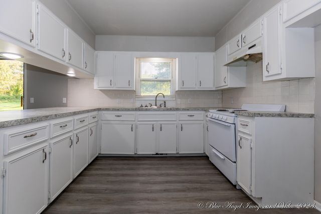 1028 Armstrong Street, West Plains, MO 65775