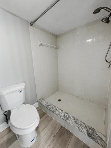 330 Palmwood Place 210, Boca Raton, FL 33431