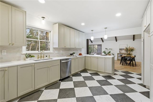 10301 Howe Drive, Leawood, KS 66206