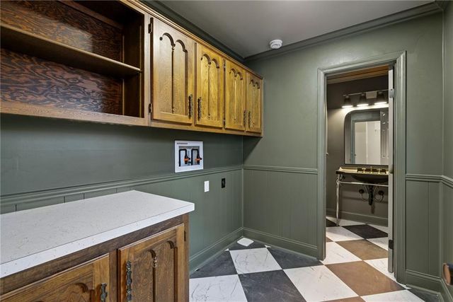 10301 Howe Drive, Leawood, KS 66206