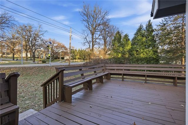 10301 Howe Drive, Leawood, KS 66206