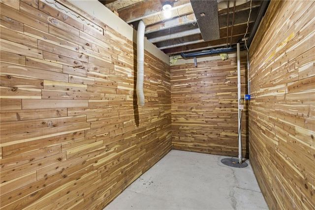 10301 Howe Drive, Leawood, KS 66206