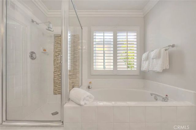 32 Hillsdale, Irvine, CA 92602