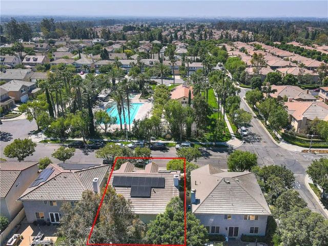 32 Hillsdale, Irvine, CA 92602