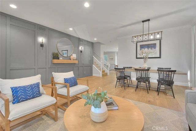 32 Hillsdale, Irvine, CA 92602