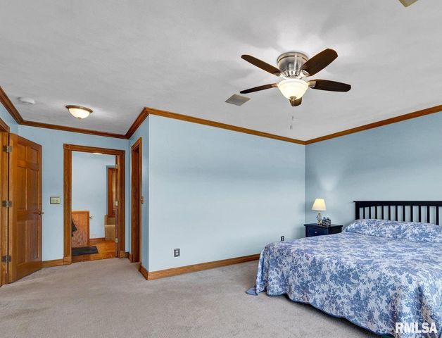 2008 SUSAN HOPE Drive, Pekin, IL 61554