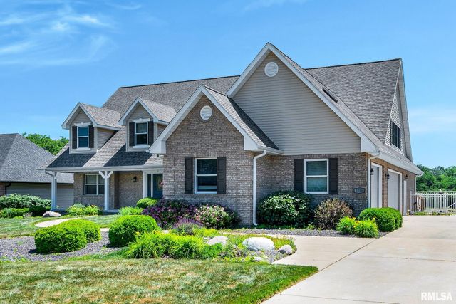 2008 SUSAN HOPE Drive, Pekin, IL 61554