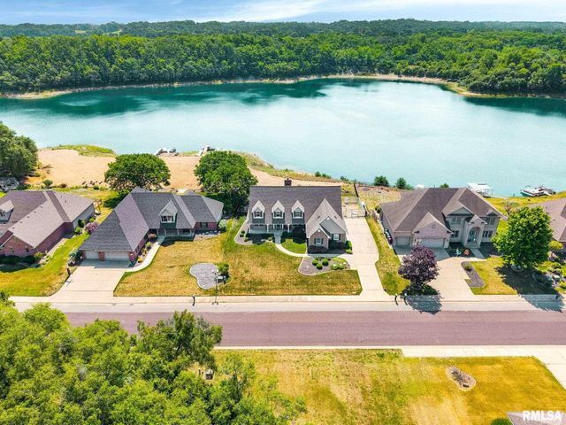 2008 SUSAN HOPE Drive, Pekin, IL 61554