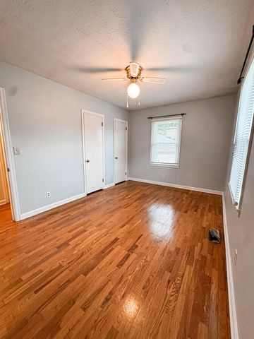 1037 Algonquin Trail, Frankfort, KY 40601