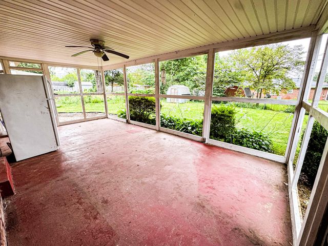 1037 Algonquin Trail, Frankfort, KY 40601