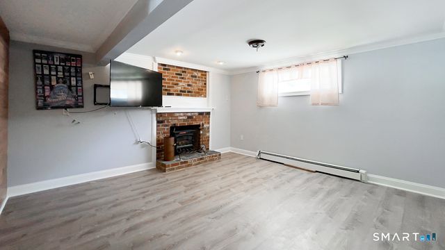 205 West Road, Beacon Falls, CT 06403