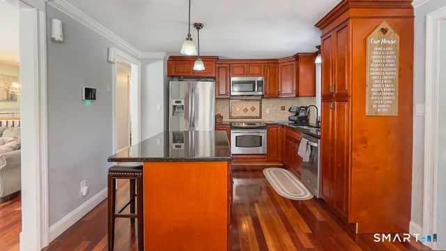 205 West Road, Beacon Falls, CT 06403