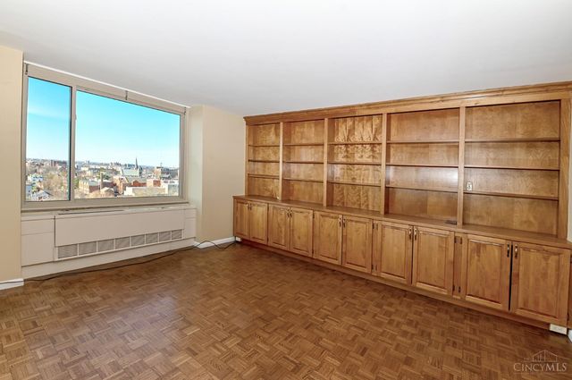 2401 Ingleside Avenue, Cincinnati, OH 45206