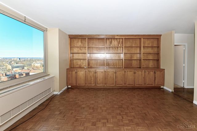 2401 Ingleside Avenue, Cincinnati, OH 45206