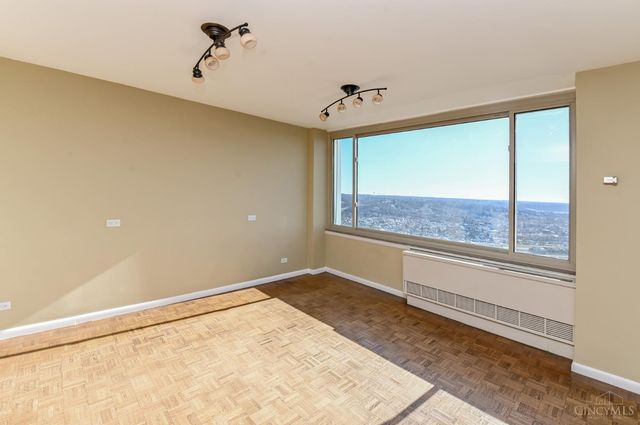 2401 Ingleside Avenue, Cincinnati, OH 45206