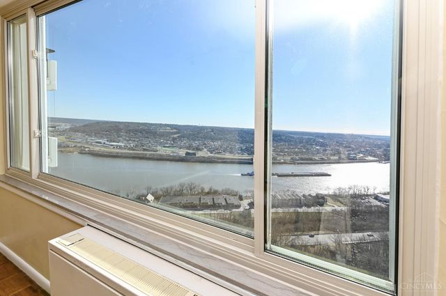 2401 Ingleside Avenue, Cincinnati, OH 45206