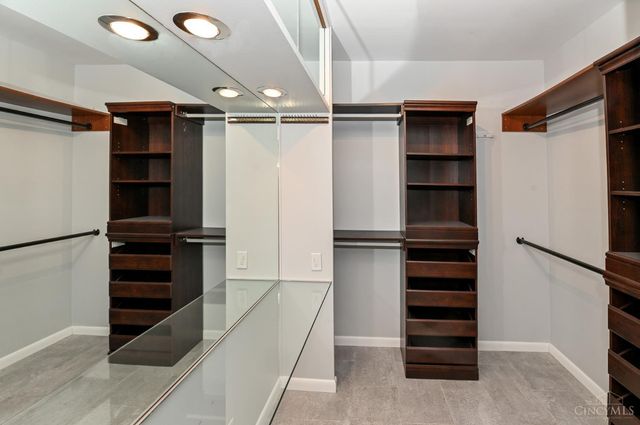 2401 Ingleside Avenue, Cincinnati, OH 45206